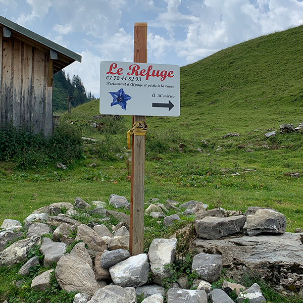 Panneau dibond Le Refuge Verchaix Haute-Savoie 74