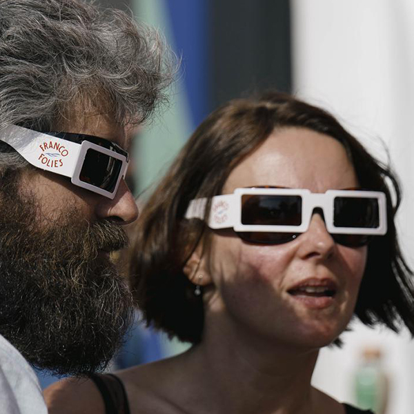 Lunettes en carton Polnareff - Francofolies