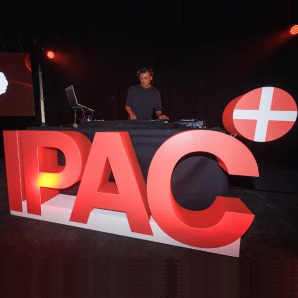Logo lettrages géants polystyrène - IPAC 2026