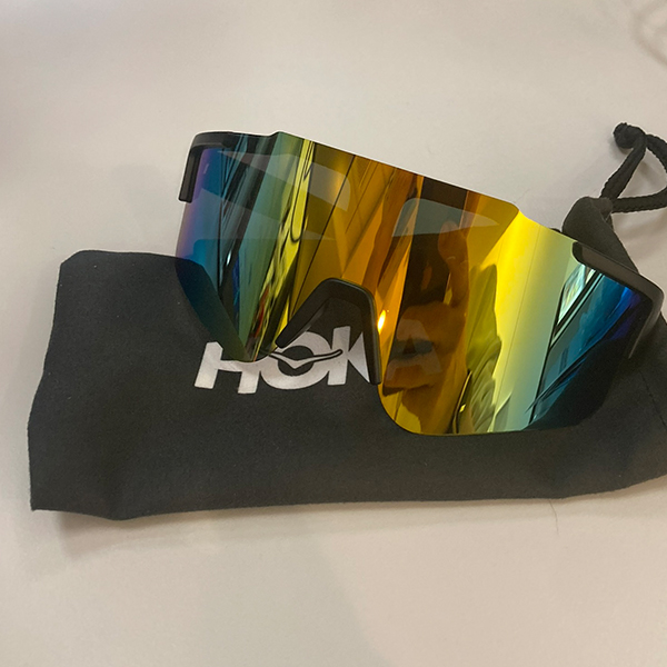 Lunettes et housse microfibre - Hoka